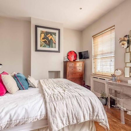 Villa Stylish 2-Bed House With Office And Private Garden à Windsor Extérieur photo